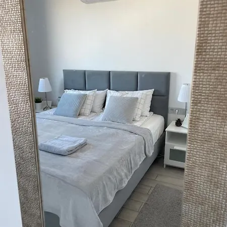 Ocean Garden Sunset - Heated Swimming Pool Free Wifi Apartamento