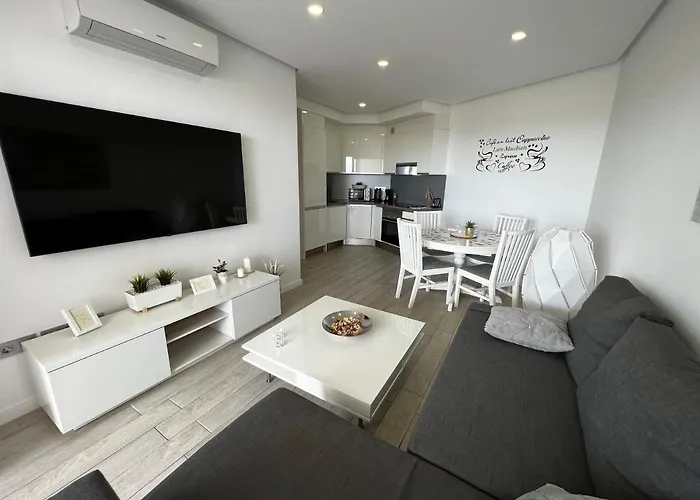 Ocean Garden Sunset - Heated Swimming Pool Free Wifi Apartment *