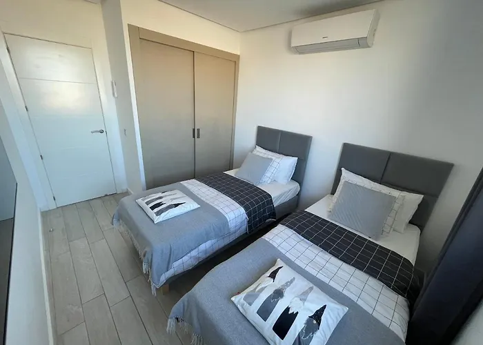 Ocean Garden Sunset - Heated Swimming Pool Free Wifi Apartment