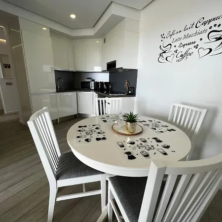 Ocean Garden Sunset - Heated Swimming Pool Free Wifi *