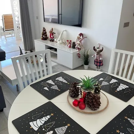 Ocean Garden Sunset - Heated Swimming Pool Free Wifi *